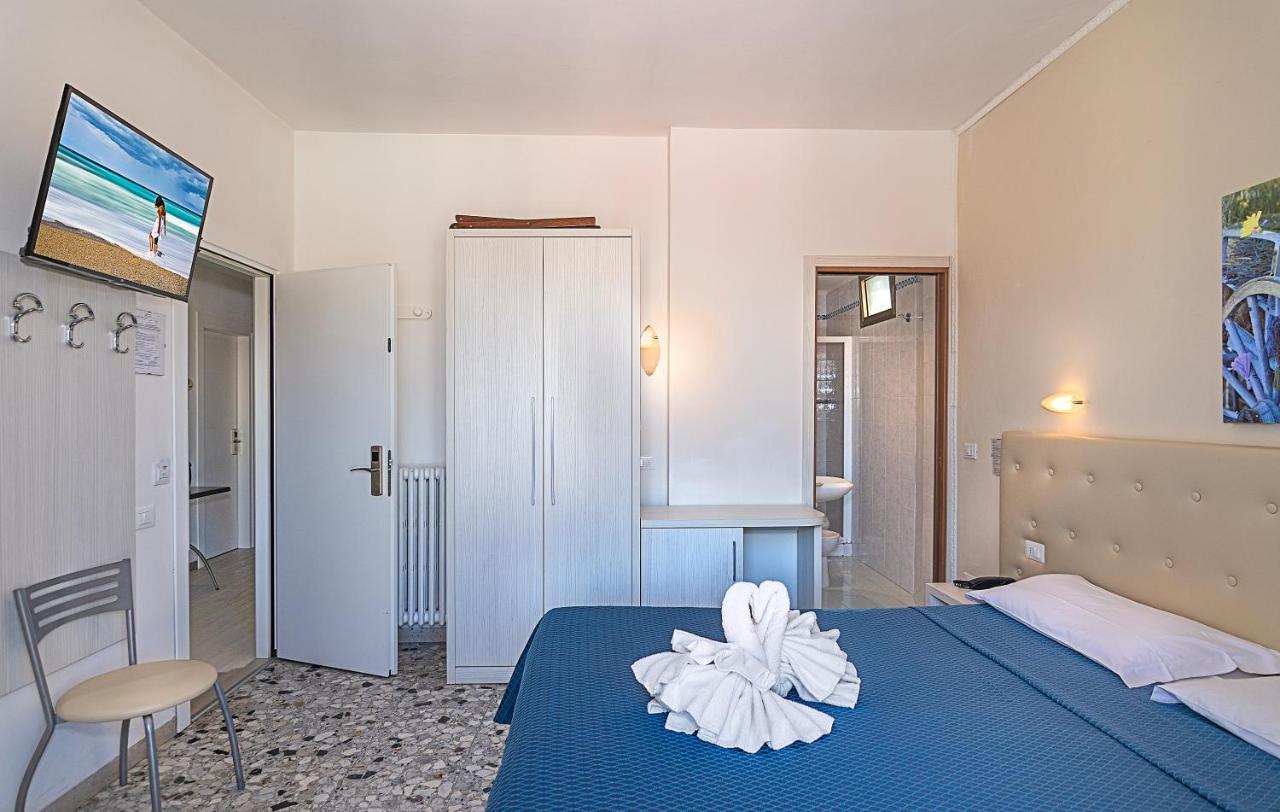 Hotel Caribe Viareggio Extérieur photo