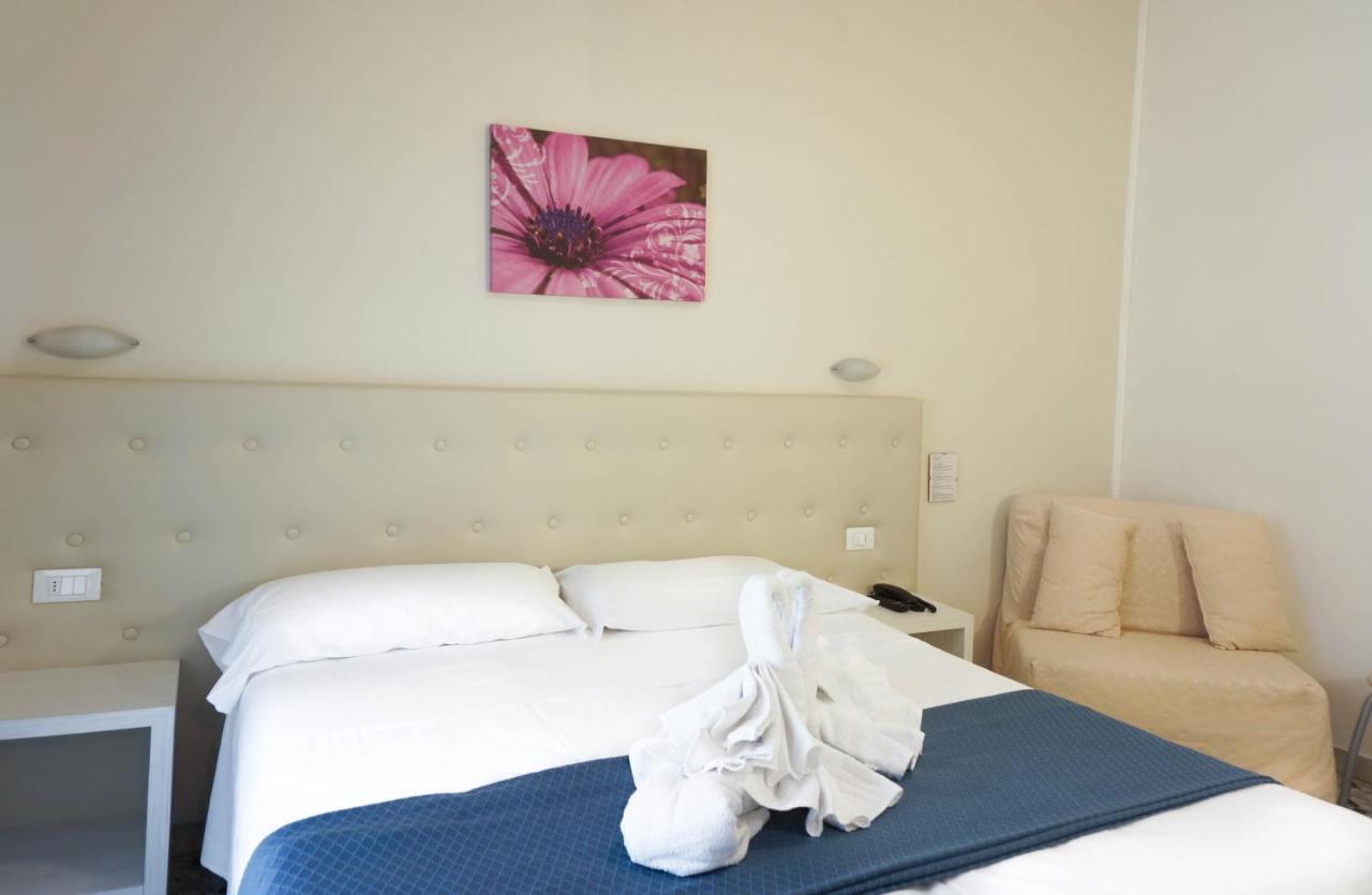Hotel Caribe Viareggio Extérieur photo